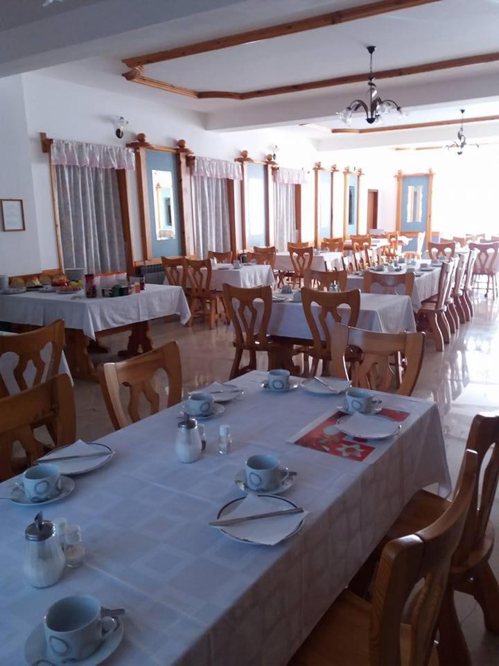 Pansion Oliva Hotel Krnica Ngoại thất bức ảnh