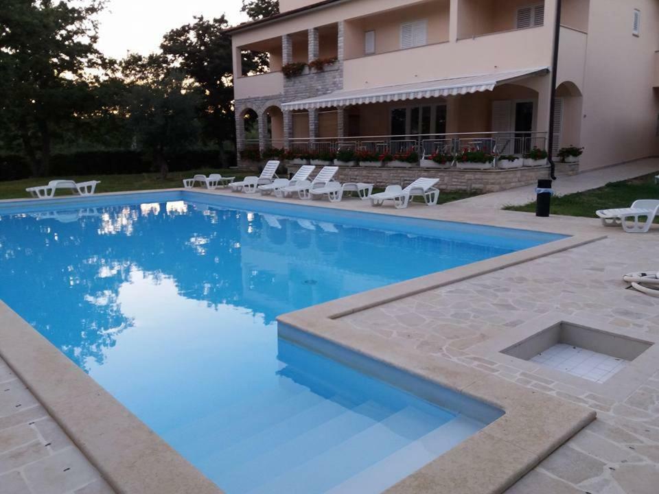 Pansion Oliva Hotel Krnica Ngoại thất bức ảnh