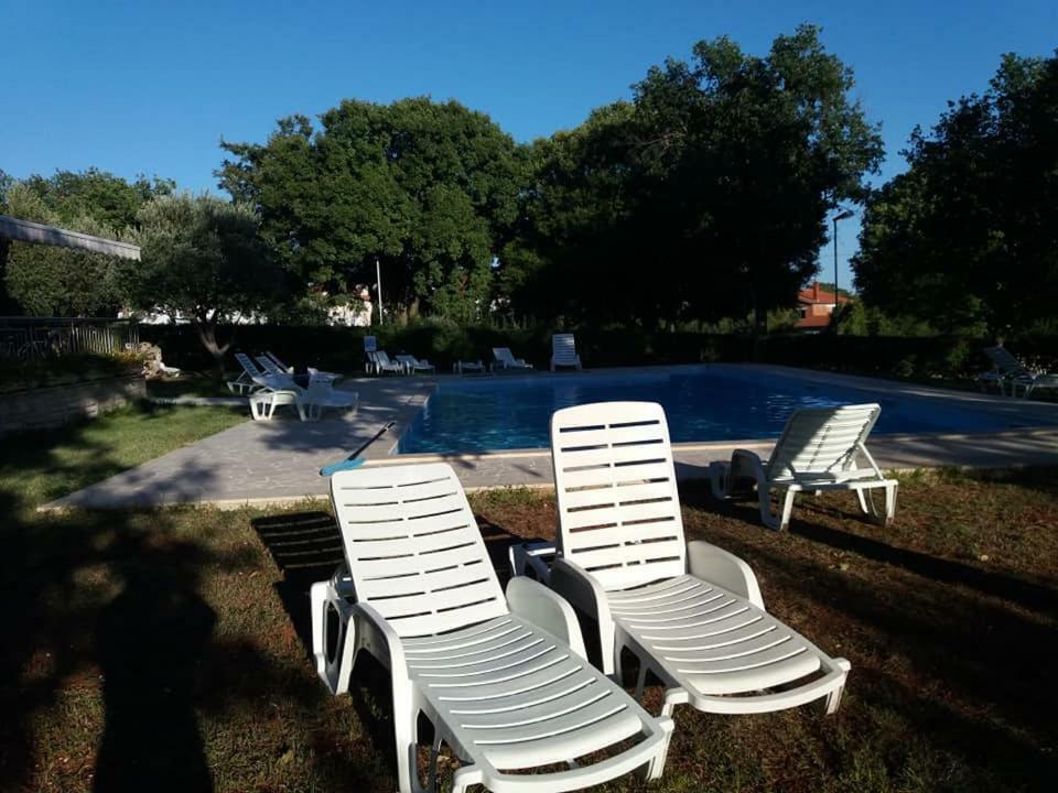 Pansion Oliva Hotel Krnica Ngoại thất bức ảnh