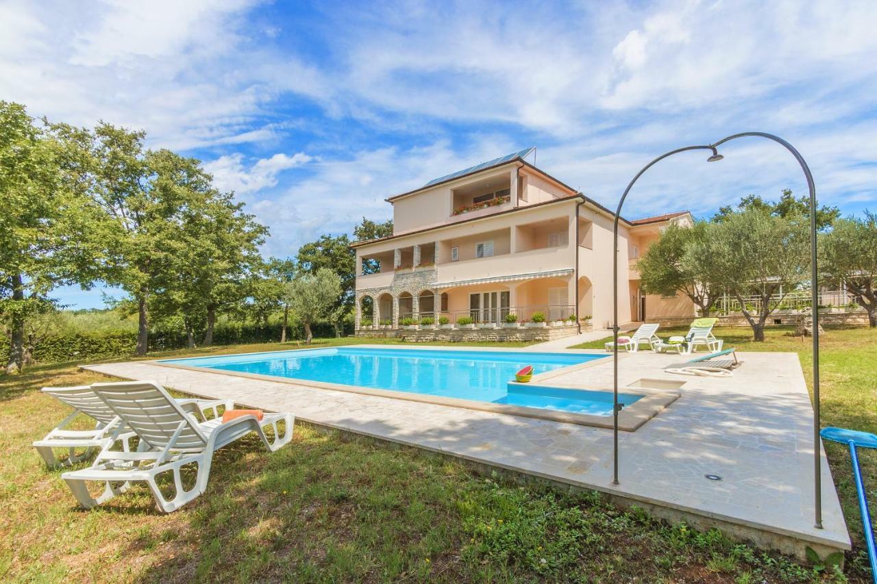 Pansion Oliva Hotel Krnica Ngoại thất bức ảnh