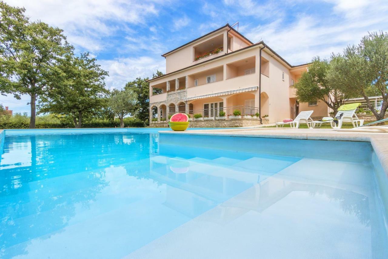 Pansion Oliva Hotel Krnica Ngoại thất bức ảnh