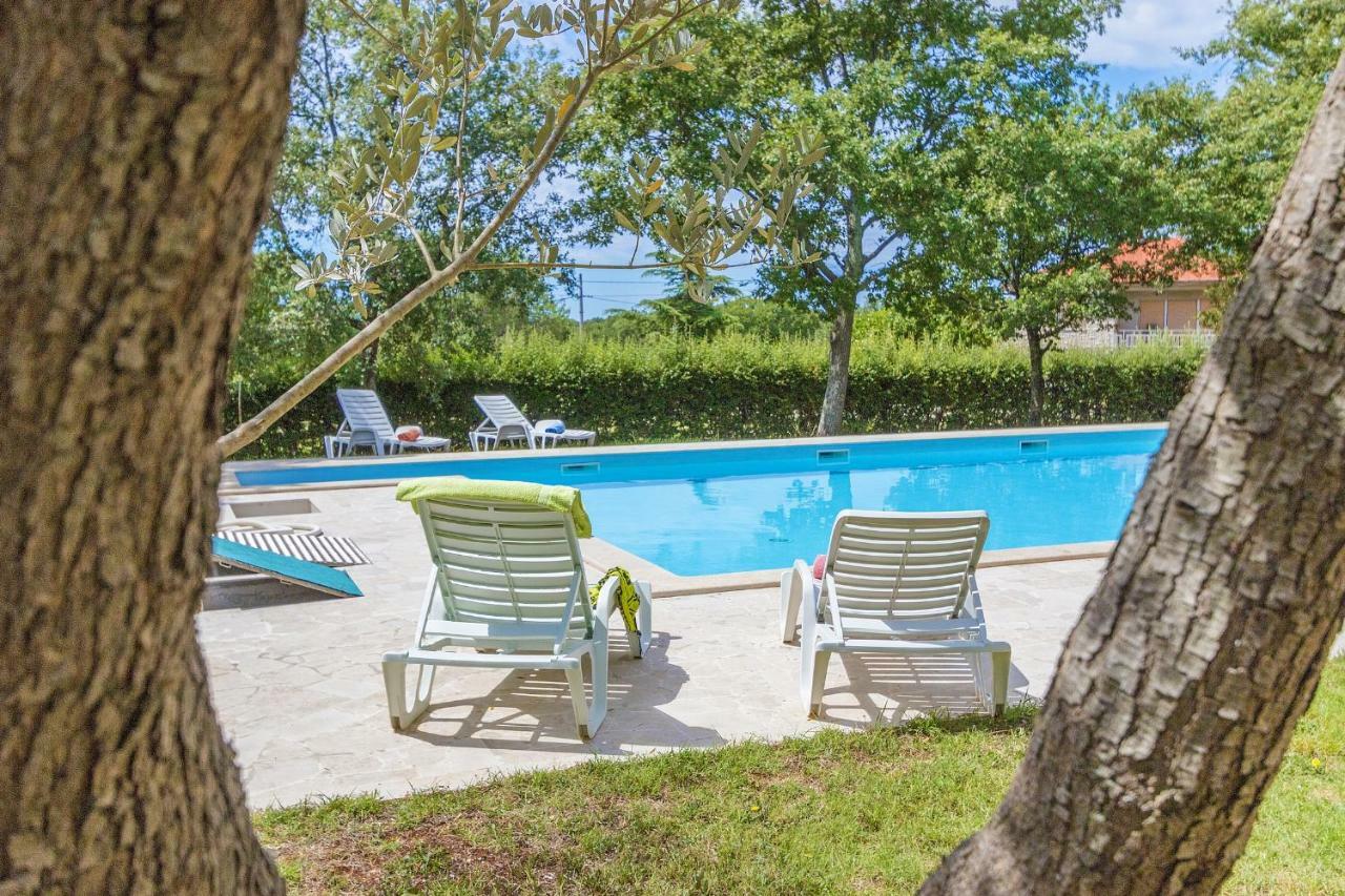 Pansion Oliva Hotel Krnica Ngoại thất bức ảnh